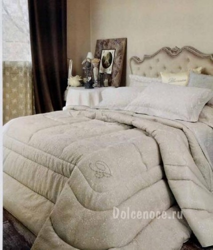 Подушка декоративная Blumarine LAFAYETTE BEIGE 42x42 бежевый Артикул: 94273 DolceNoce