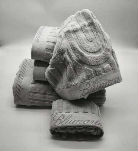Набор полотенец Blumarine MONOGRAM серо-голубой 13 ice Пять штук Италия Артикул: 94868 DolceNoce фото 2 Набор полотенец Blumarine MONOGRAM серо-голубой 13 ice Пять штук Артикул: 94868 DolceNoce фото 2