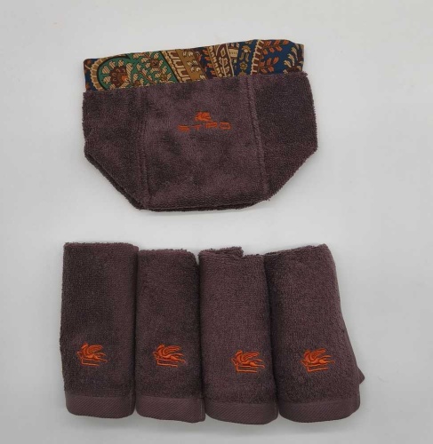 Набор полотенец Etro GIANO AV799 X0883 brown коричневый 4*30х30 Италия Артикул: 70158 DolceNoce фото 2 Набор полотенец Etro GIANO AV799 X0883 brown коричневый 4*30х30 Артикул: 70158 DolceNoce фото 2