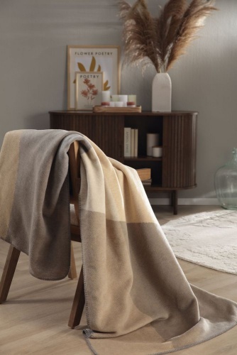 Плед Biederlack Moderns&Classics (818362) lava light 150х200 Артикул: 79272 DolceNoce фото 2