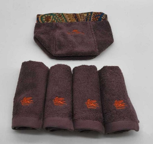Набор полотенец Etro GIANO AV799 X0883 brown коричневый 4*30х30 Италия Артикул: 70158 DolceNoce Набор полотенец Etro GIANO AV799 X0883 brown коричневый 4*30х30 Артикул: 70158 DolceNoce