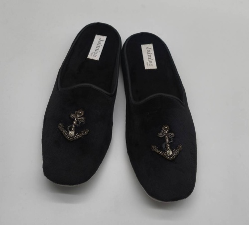 Тапочки Jaimies KARL mule HOMME MOTIF черные