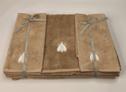 Набор полотенец Mastro Raphael ESSENTIAL API 3В beige chiaro Пять штук Артикул: 76599 DolceNoce